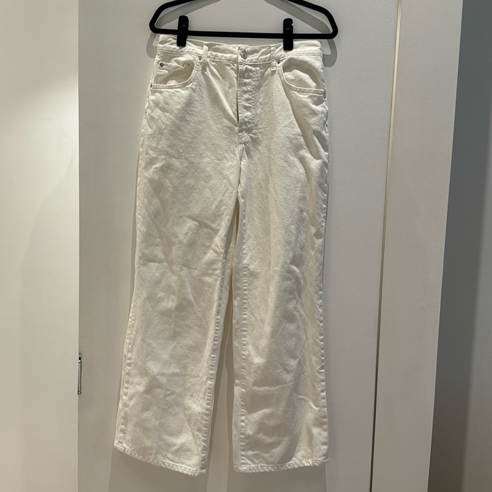 White baggy jeans